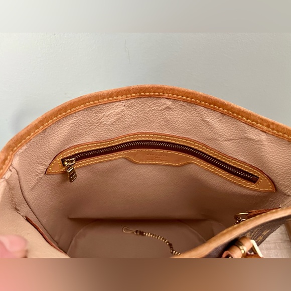 Louis Vuitton Authentic Monogram Petite Bucket Bag ✨Vintage✨ - Picture 7 of 16